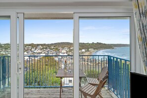 Apartment - Brynawelon - Wonderful Sea and Harbour Views (Saundersfoot)