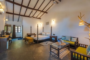 Mango Cottage | 1 bedroom, premium bedding, desk, blackout drapes