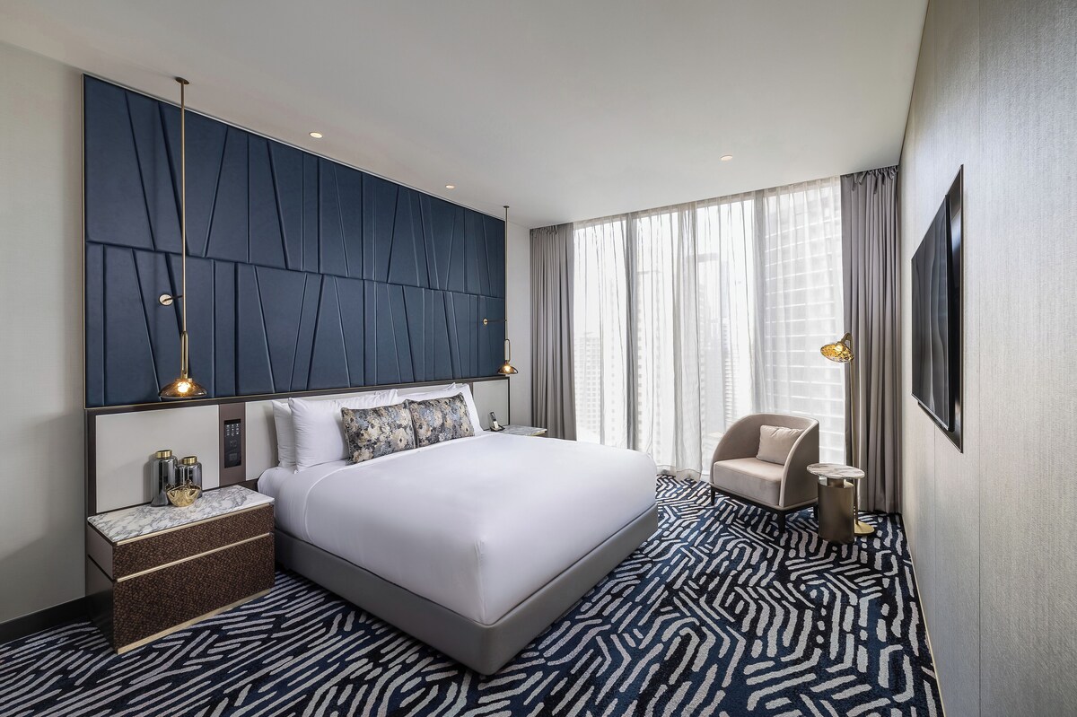 Skyline City Suite