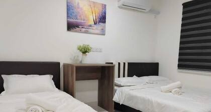 Kuantan Town Staycation 2R2B@5min to HTAA#Netflix