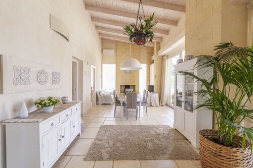 Exclusive Villa Reginella with pool in Lecce