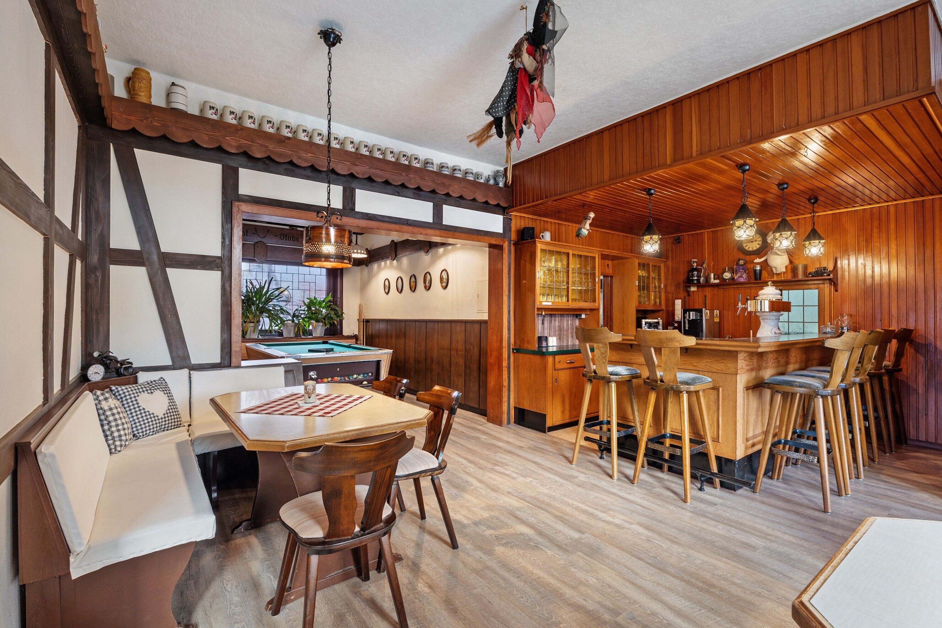 Bar (in der Unterkunft)