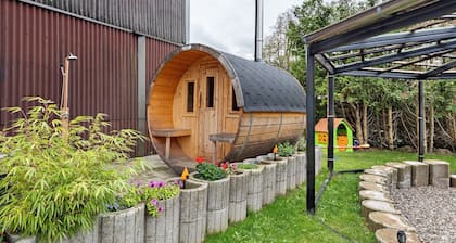 Holiday Home 'Gruppenhaus-Osterhagen' with Private Pool, Terrace & Sauna