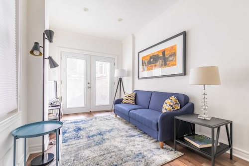 Yorkville Home - Downtown Toronto!