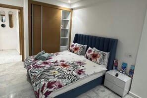 1 bedroom, WiFi, bed sheets