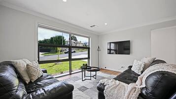 Télévision, espaces bureaux