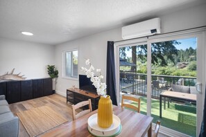 Dining - Stunning Riverside Suite | Kitchenette, Firepit (Lake Cowichan)