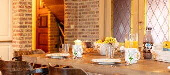 Lovely farmhouse for groups with large garden