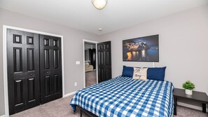 4 bedrooms, iron/ironing board, travel cot, WiFi - Charming, Spacious, Ideal 4 Groups Near Charleston (Summerville)