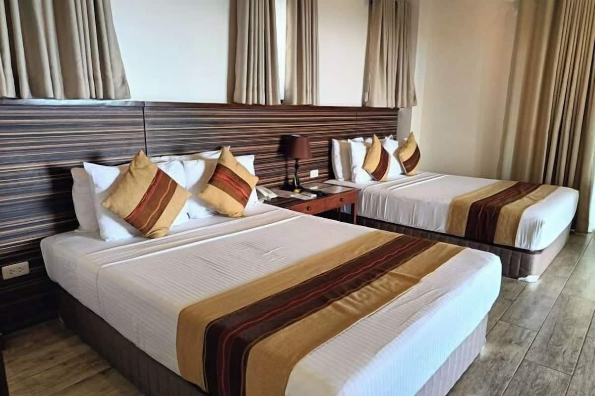 Rollaway beds, free WiFi, bed sheets