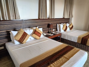 Rollaway beds, free WiFi, bed sheets