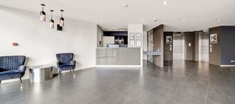 Spacious 2-Bed Conveniently by Lake Tuggeranong