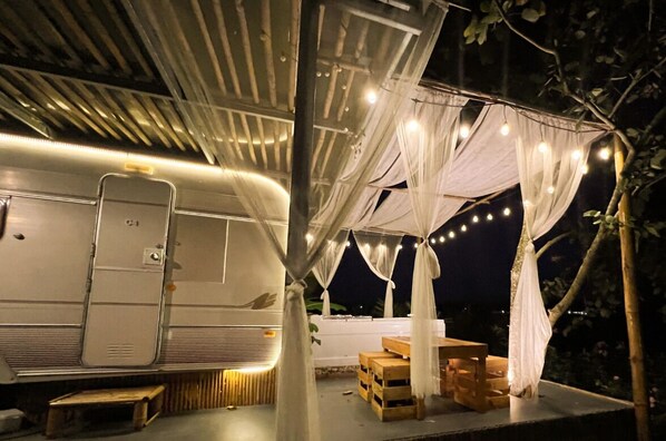 Honeymoon House, 1 Queen Bed, Bathtub, Garden View | Exterior - happy farm village (Mae Taeng)