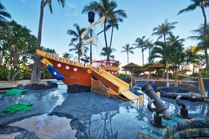 Children’s area - Marriott's Maui Ocean Club - Luxurious 1-Bedroom - Kids Pirate Pool - Island View (Lahaina)