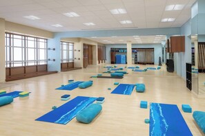 Fitness facility - Marriott's Maui Ocean Club - Luxurious 1-Bedroom - Kids Pirate Pool - Island View (Lahaina)