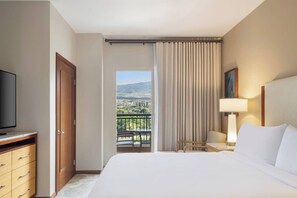 1 bedroom, iron/ironing board, WiFi, bed sheets - Ocean View Marriott's Maui Ocean Club - Luxurious 1-Bedroom - Kids Pirate Pool - Family Friendly (Lahaina)