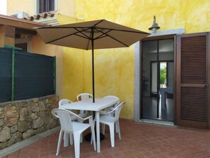 Outdoor dining - Apartment Luzi by Interhome (San Teodoro)