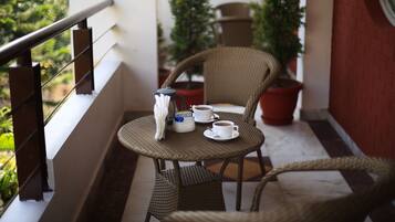 Superior-Doppelzimmer, 1 Schlafzimmer, Balkon, Gartenblick | Balkon