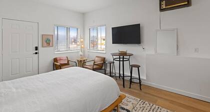 Mountain Views, Rainfall Shower, Studio Apartment