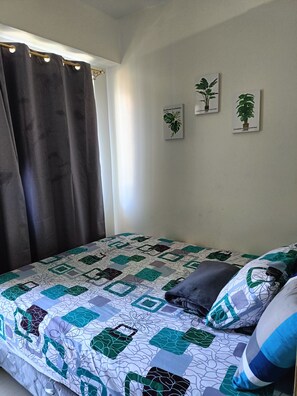 1 bedroom, hypo-allergenic bedding, free WiFi - Shore Residences pasay City (Pasay)