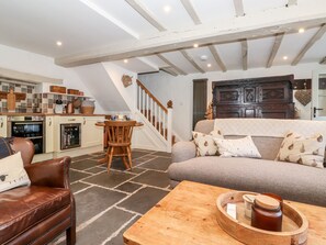 Living area - Orchard Cottage (Windermere)