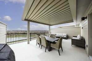 Outdoor dining - Four Story Private Elevator Rooftop Terrace Views In New Northline Development!! (Leander)