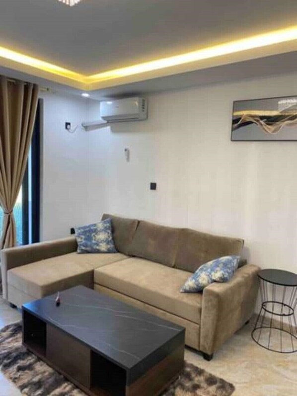 تلفزيون، مكتب