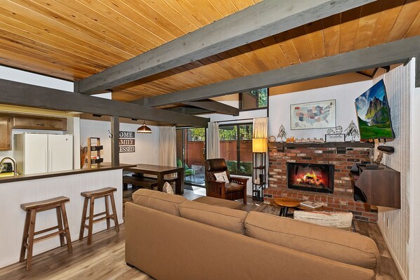 تلفزيون، مدفأة