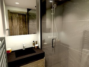 Hair dryer, towels - Renovated 4-room apartment, WiFi and garage in Val-d'Isère (Val-d'Isère)