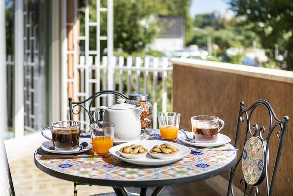 Outdoor dining - Moderno Flat 2 Matrimoniali e 2 Bagni con Balcone (Roma)