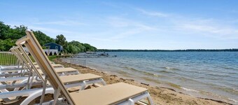 Lakefront with balcony and beach access
