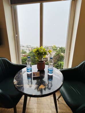 1 bedroom, iron/ironing board, free WiFi - Amahi Inn (Gurugram)