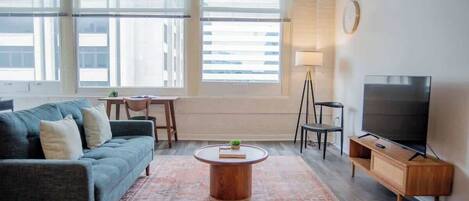 Televisión y oficina