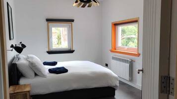 1 chambre, fer et planche Ă repasser, lit parapluie, Wi-Fi gratuit