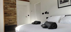 1 soverom, strykejern/-brett, reiseseng for barn og wi-fi (inkludert)