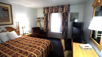 1 bedroom, desk, iron/ironing board, WiFi