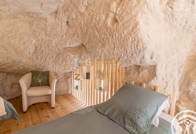 Unique Troglodyte Cottage near Saumur - Jacuzzi, Garden, Games Room