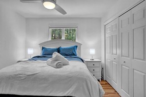 3 Schlafzimmer, Bügeleisen/Bügelbrett, WLAN, Bettwäsche