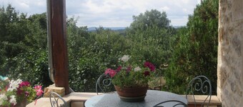 Gîte Dans Maison en Pierre, Avec Piscine, à la Campagne, Proche Villefranche