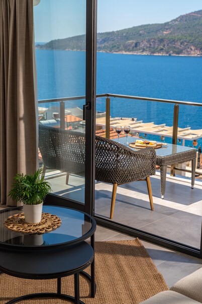 KAYA APARTMENTS KALAMAR