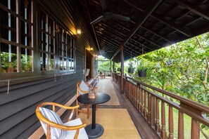 Terrace/patio - Atoh's Maison (Siem Reap)