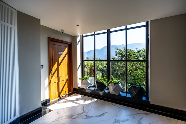 View from property - Clarks Inn Express Rishikesh (Rishikesh)