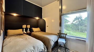 3 chambres, bureau, fer et planche à repasser, Wi-Fi gratuit