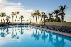 Pool - 10th Floor Oceanfront Efficiency with 2 Queen Beds (Myrtle Beach)