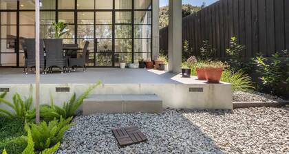Stunning 4-bedroom House in Quiet Malvern East