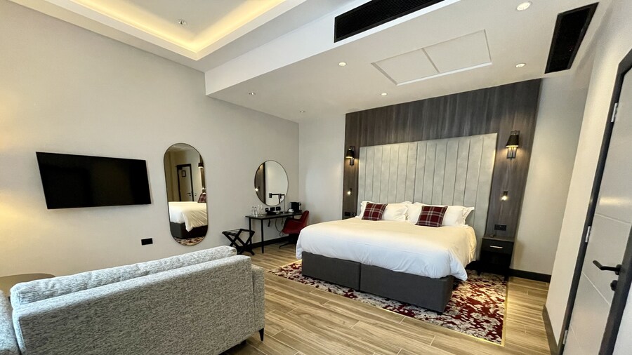 Tynecastle Park Hotel