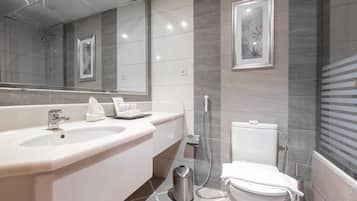 Chambre Quadruple | Salle de bain