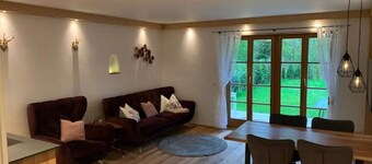 Neurenovierte 60m2 Fewo Franzl zw. Stadt&bergen