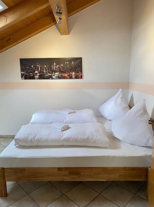 1 bedroom, iron/ironing board, travel crib, WiFi