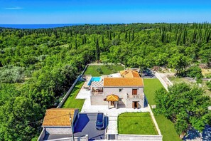 빌라 (4 Bedrooms) | 외관